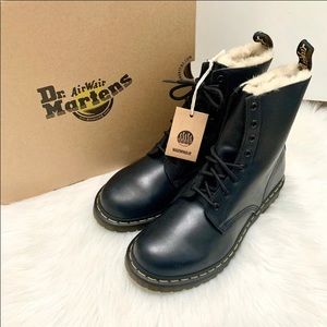 Brand new Dr Marten 1460 Serena Fur Lined Boots.
